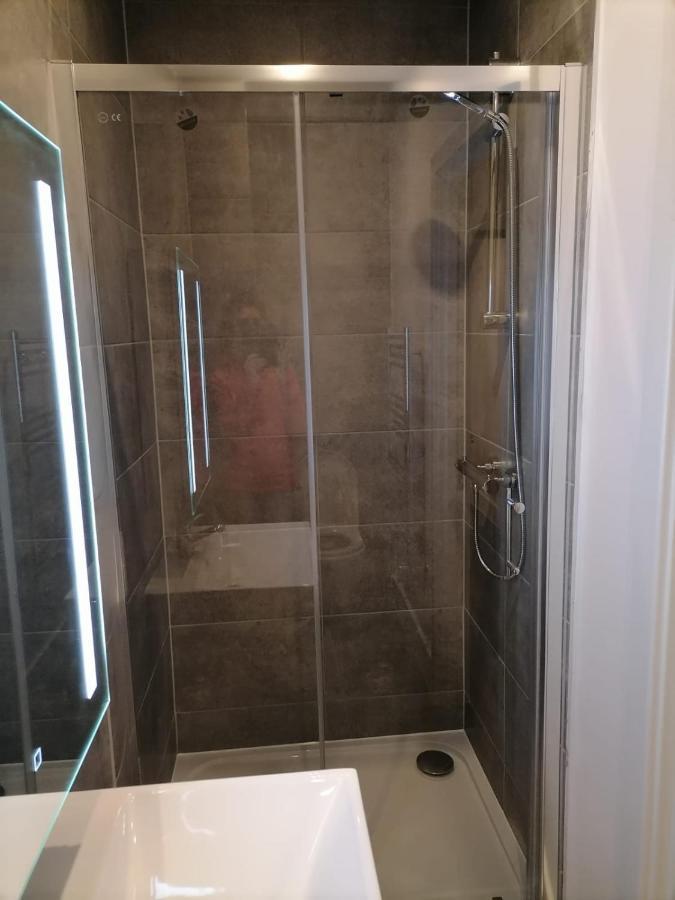 לונדון Stunning Rooms By Nine Elms Station מראה חיצוני תמונה