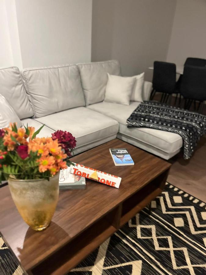 לונדון Stunning Rooms By Nine Elms Station מראה חיצוני תמונה